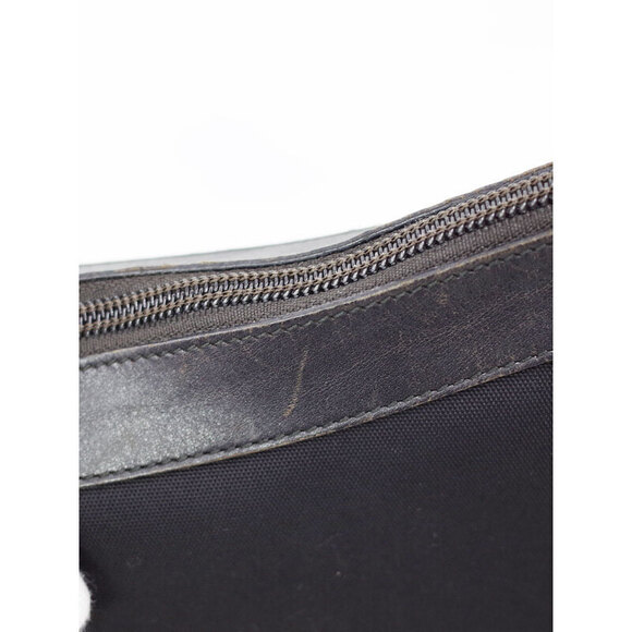 Gucci Shoulder Bag - Picture 7 of 9